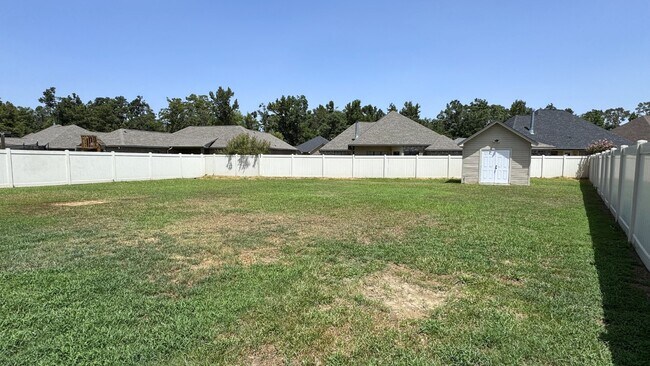 Building Photo - 111 Old Outpost Rd