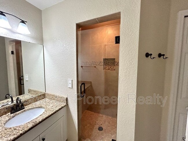 Building Photo - 6211 Ashbury Palms Dr