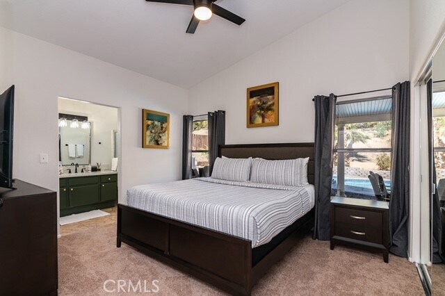 Building Photo - 9574 Vía Real