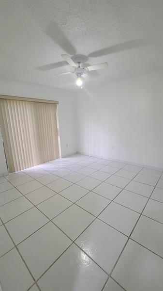 Building Photo - 6882 NW 173rd Dr