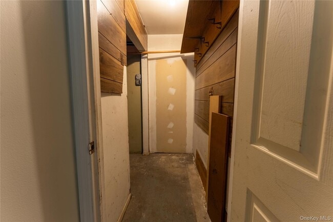 Building Photo - 10 Congress Dr