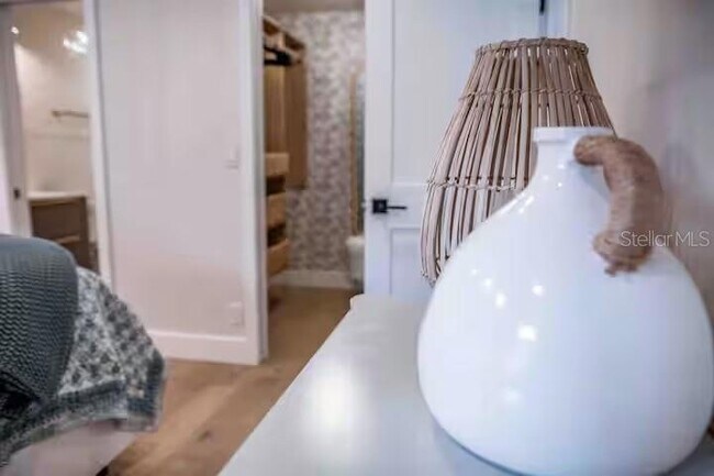 Building Photo - 2433 Lydia Way