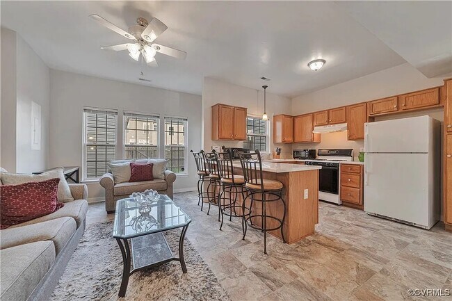Building Photo - 2545 Mountain Ash Cir