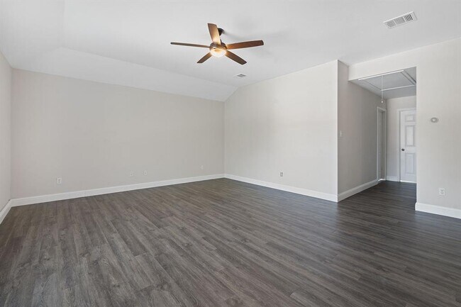 Building Photo - 2338 Brookhollow Terrace