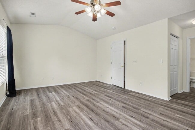 Building Photo - 113 Olde Towne Way