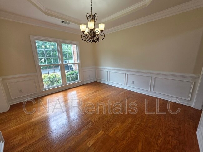 Building Photo - 1713 Paramore Pl NE