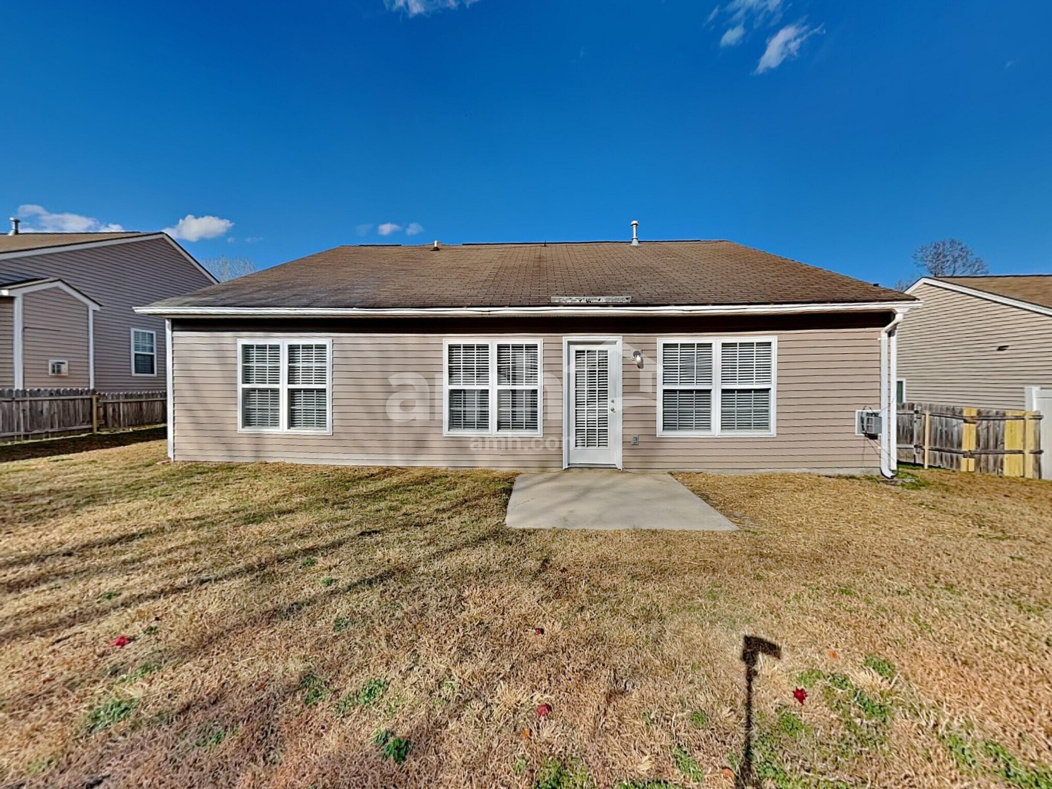 Building Photo - 194 Mott Rd