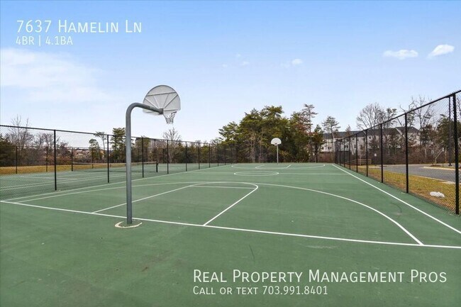 Building Photo - 7637 Hamelin Ln