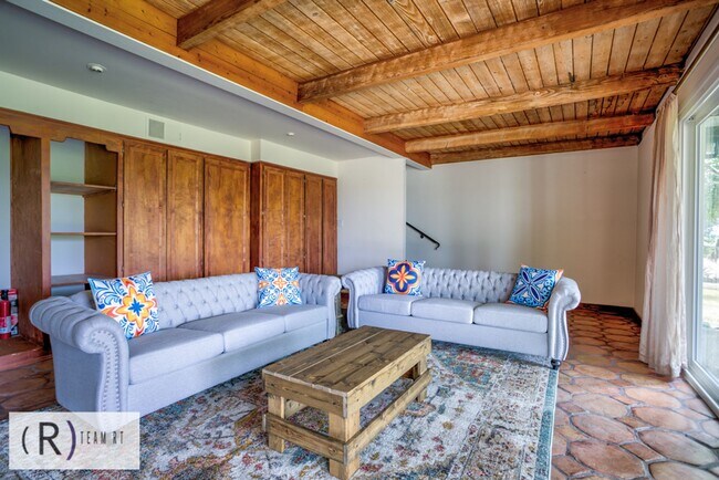 Building Photo - An Oasis of Calm In the Center of Riverside, CA