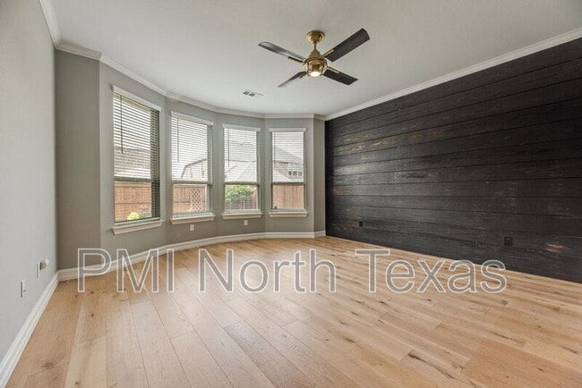 Building Photo - 11093 Villa Canales Ln