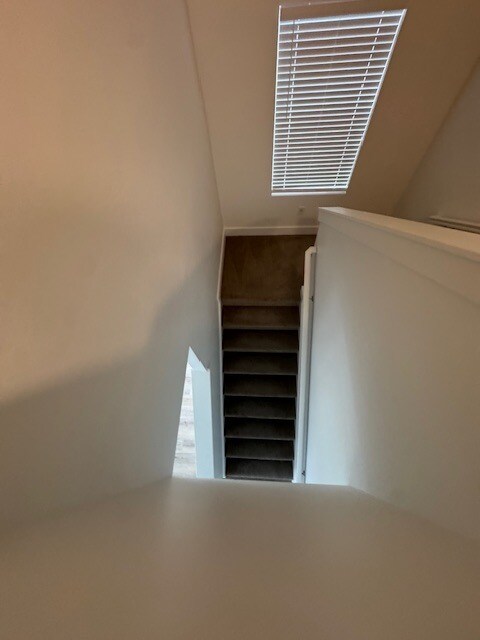 Building Photo - 188 1700 W