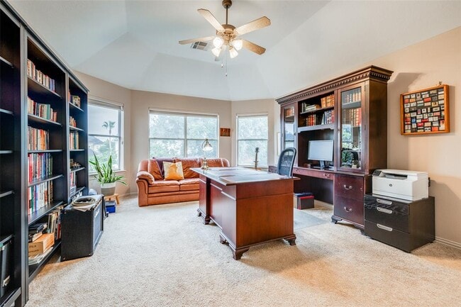 Building Photo - 13911 Royal Springs Ct