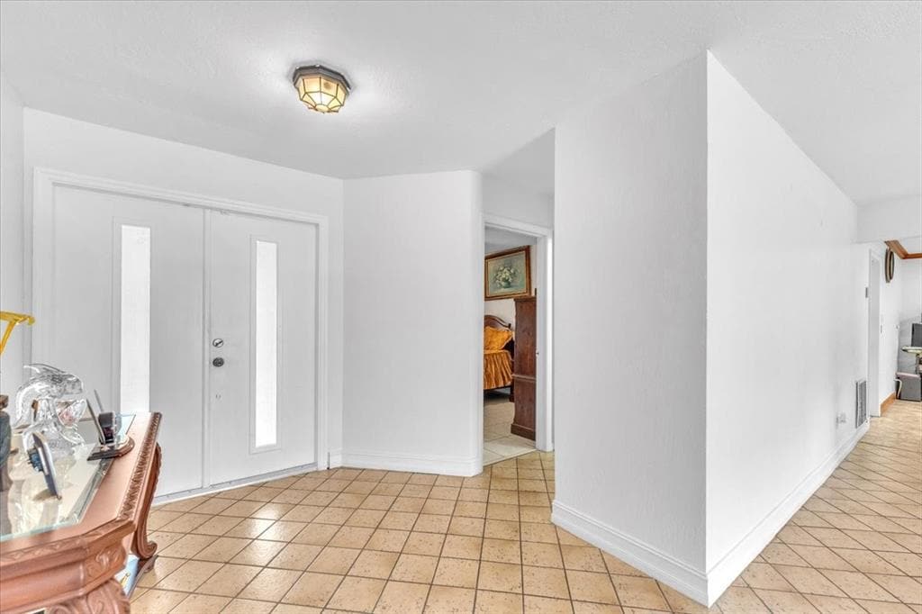 Building Photo - 7377 NW 48th Ct