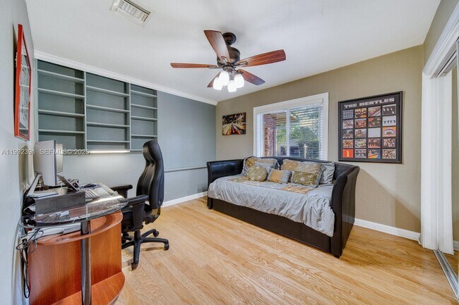 Building Photo - 13400 SW 78th Ct