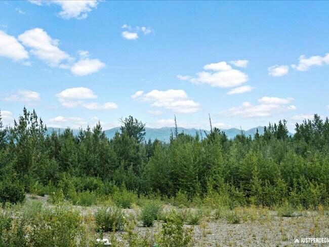 Building Photo - Timber Ridge Townhome