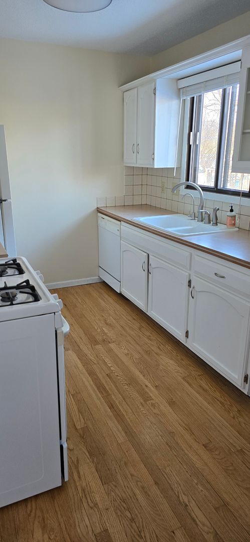 Building Photo - Charming 3-Bedroom+Bonus Room Home for Rent