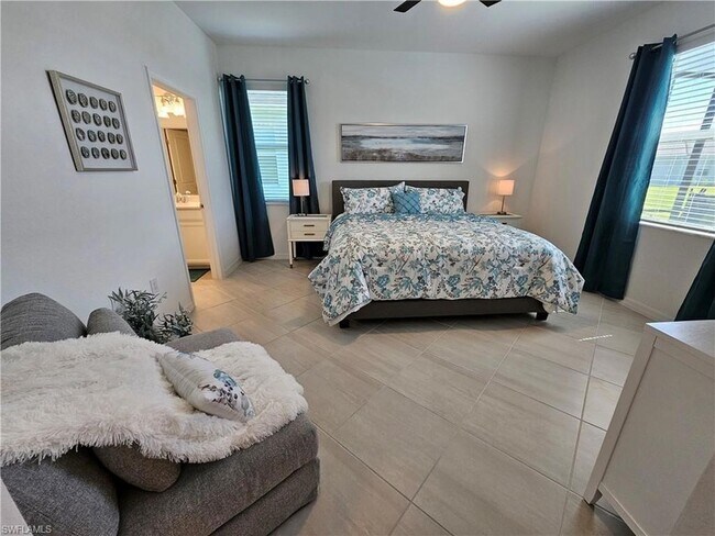 Building Photo - 2437 Orchard St