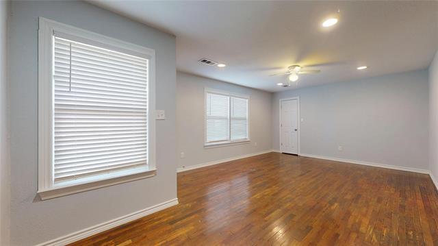 Building Photo - 2620 W Washington St