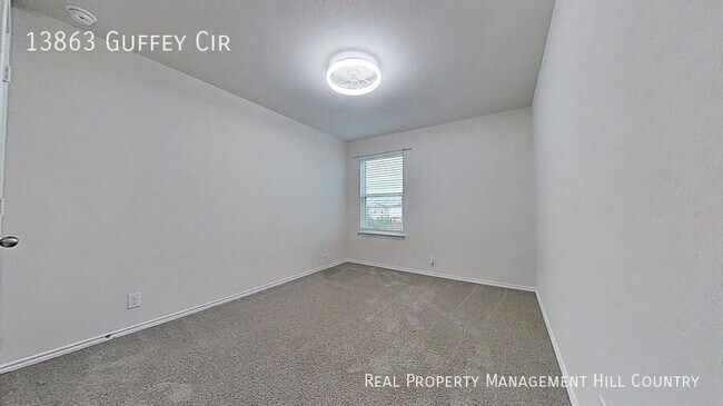 Building Photo - 13863 Guffey Cir