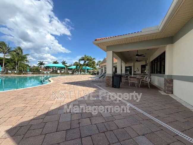 Building Photo - 9453 River Otter Dr
