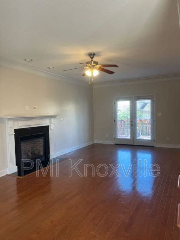 Building Photo - 5825 Beaver Run Ln