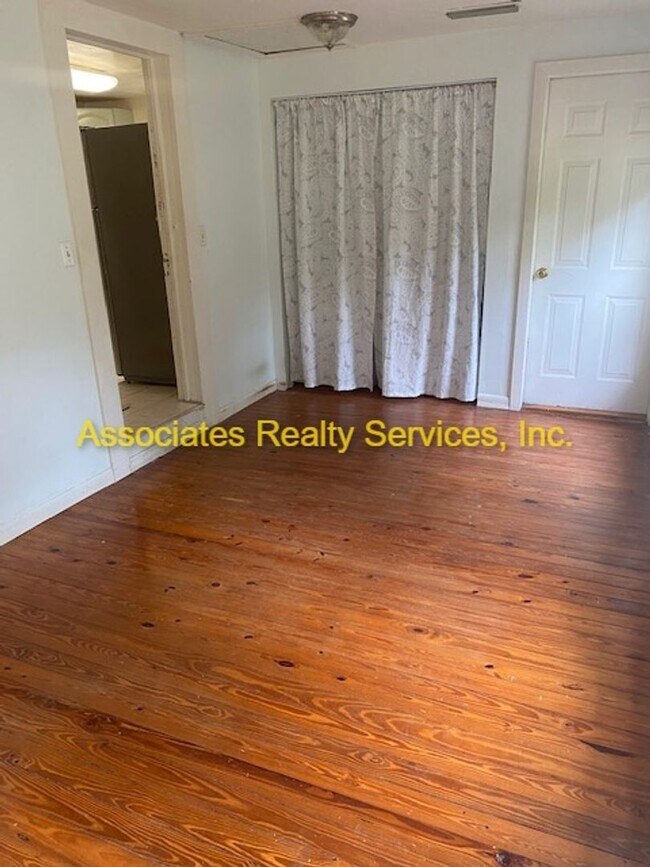 Building Photo - 3 Bed/2 Bath Home in NW Gainesville!!! Ful...