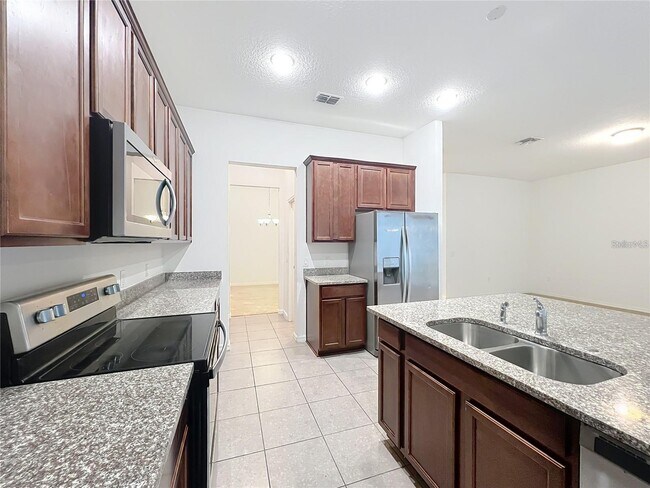 Building Photo - 12821 Westside Vlg Lp