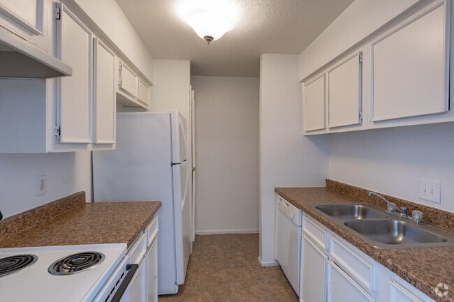 Kitchen - American Village Apartments