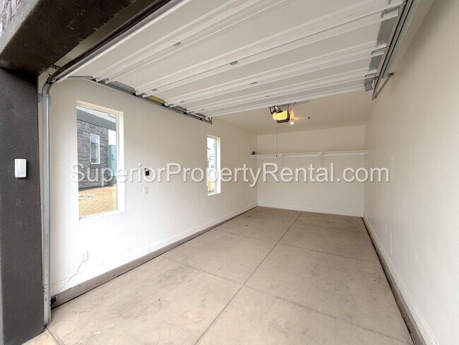 Building Photo - 5801 S Garnet Dr