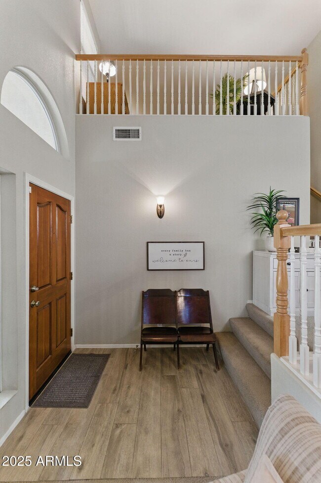 Building Photo - 630 W Navarro Ave
