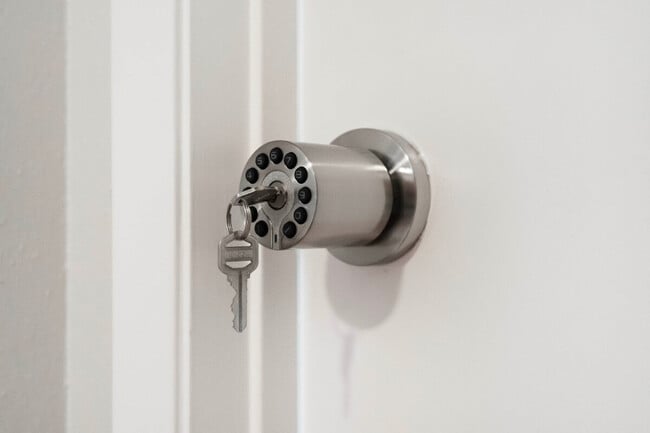 Building Photo - 8411 Brixton-SI ID1386179P