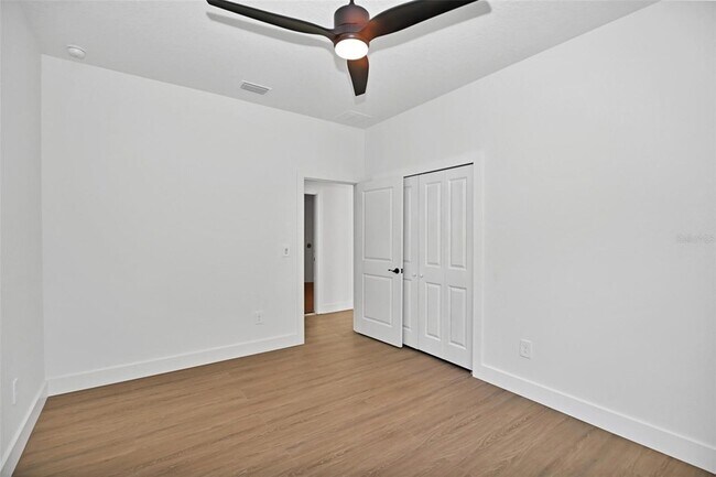 Building Photo - 13527 SW 100th Ln