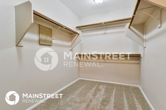 Building Photo - 3117 E Harrison St