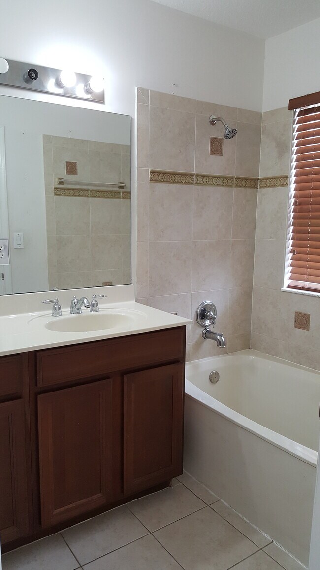 Building Photo - 13954 SW 279th Ln