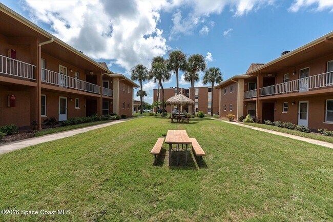 Building Photo - 12760 Indian Rocks Rd