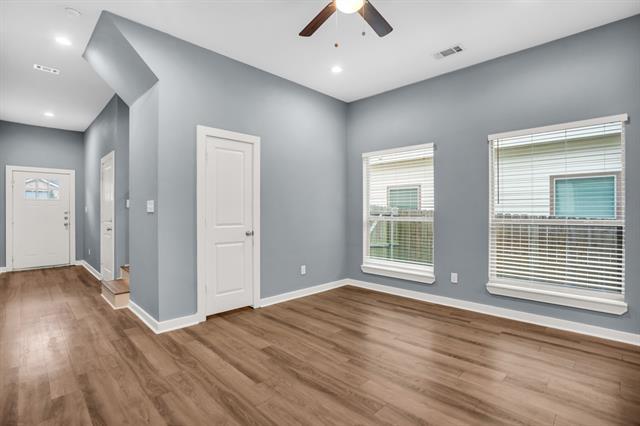 Building Photo - 206 Pecan Hollow St