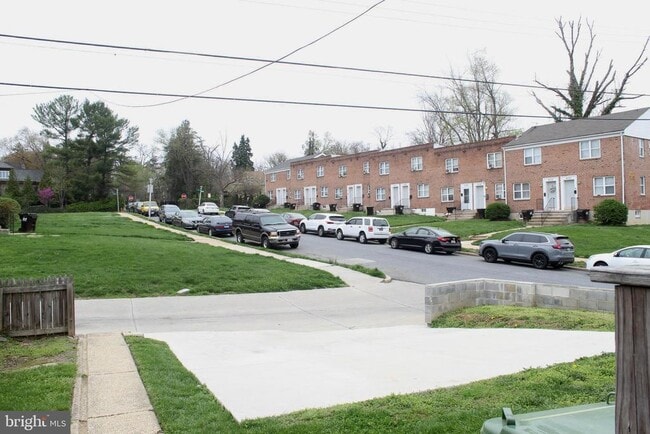 Building Photo - 500 Lucia Ave