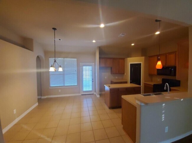 Building Photo - 15314 Harlin