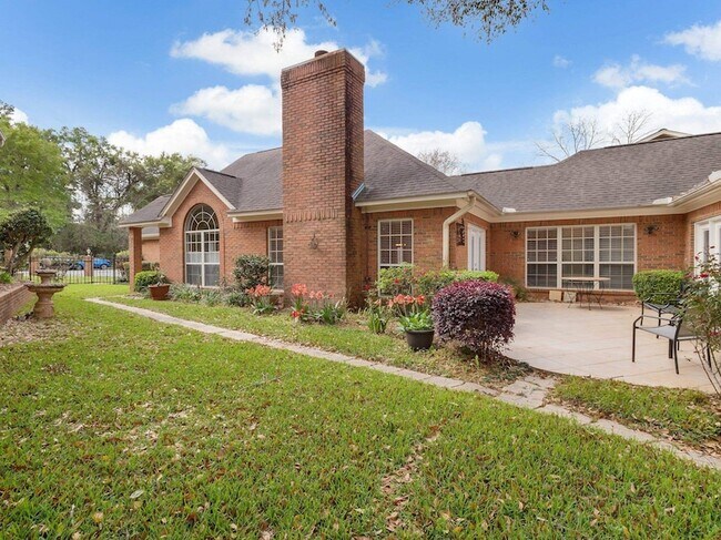 Building Photo - 4012 Dutchess Ct
