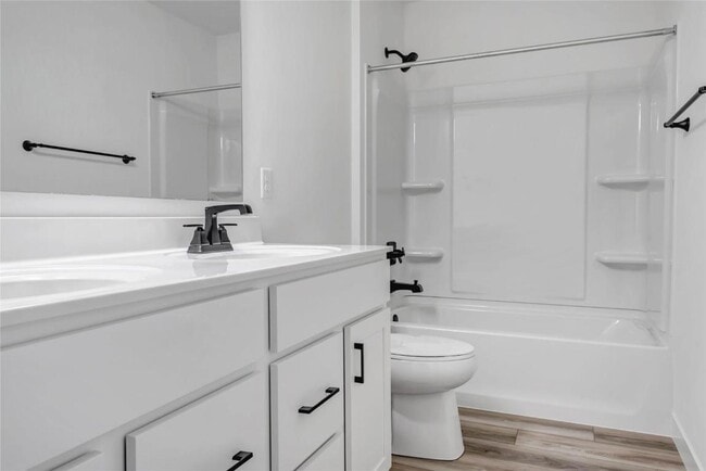 Building Photo - 16507 Honey Locust Dr