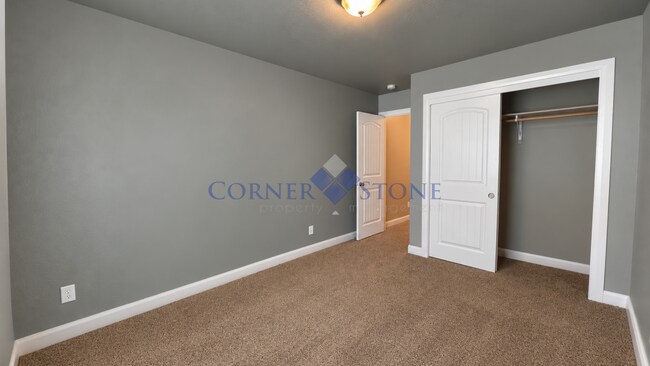 Building Photo - 1764 Ridge Way