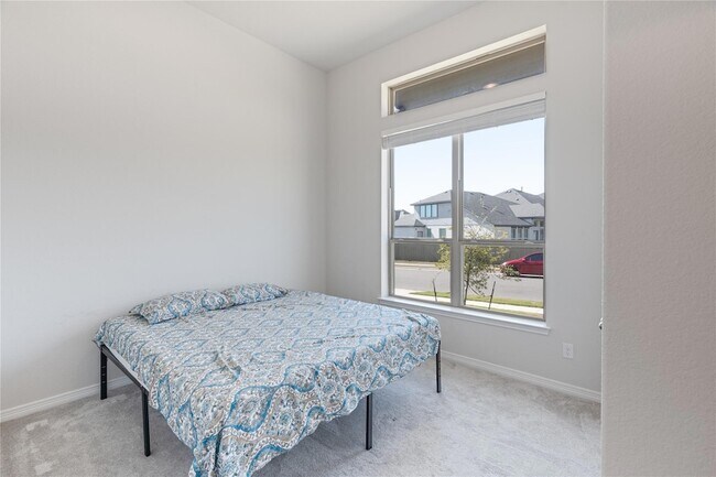 Building Photo - 213 Mira Mesa Dr