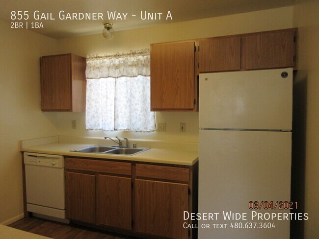 Building Photo - 855 Gail Gardner Way