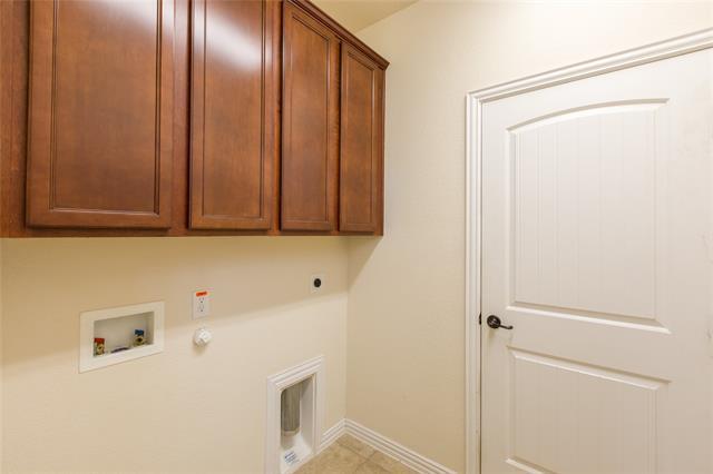 Building Photo - 9701 Lightcatcher Dr
