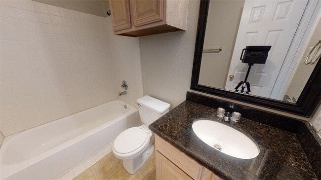 Building Photo - 1621 Park Pl