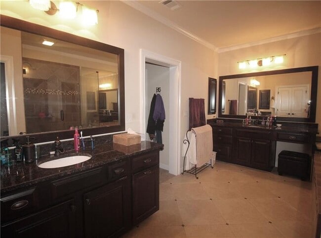 Building Photo - 7412 Portbury Park Ln