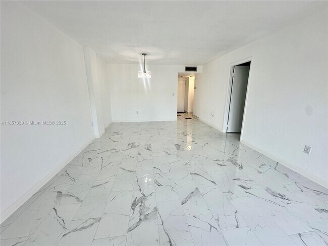 Building Photo - 15600 NW 7th Ave