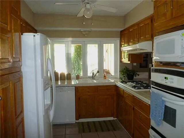 Building Photo - 2717 Jewell Dr