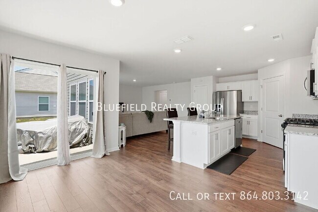 Building Photo - 1313 Duffers Ln