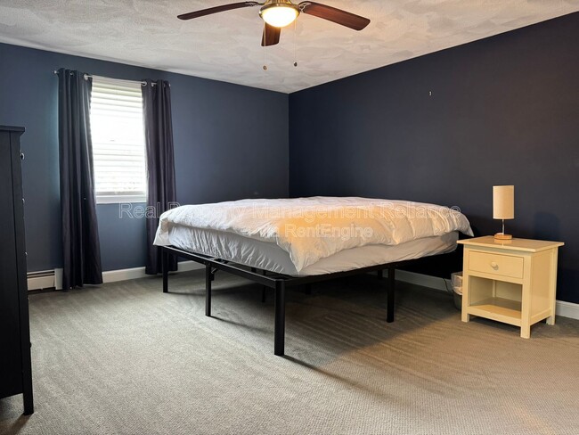 Building Photo - 14 Ravenna Ave